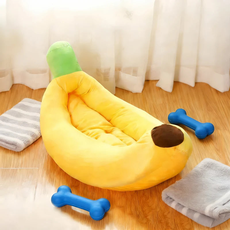 Coussin nid banane en peluche pour chien et chat