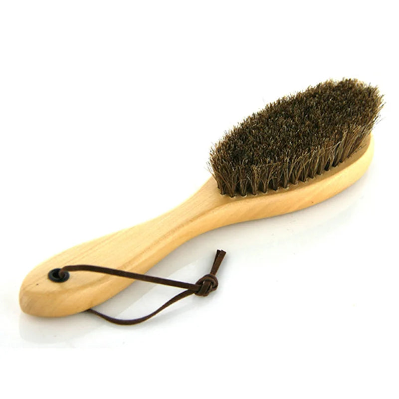Brosse à poils de cheval — manche en bois