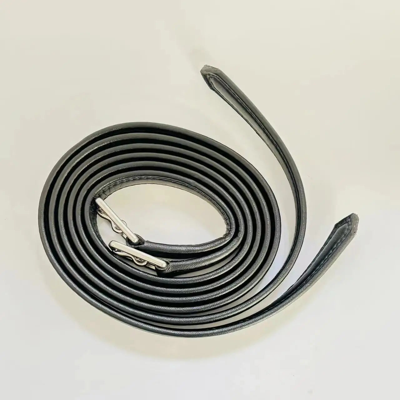 étriviéres en cuir synthétique – Attaches acier inoxydable