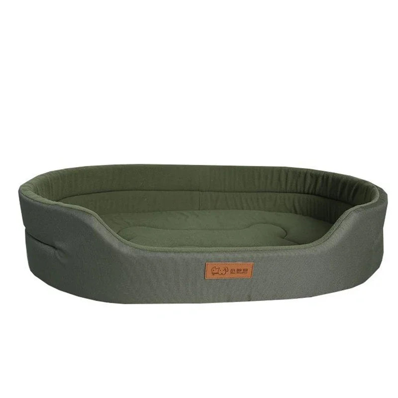 Lit carré douillet pour chien — Tissu corail, lavable