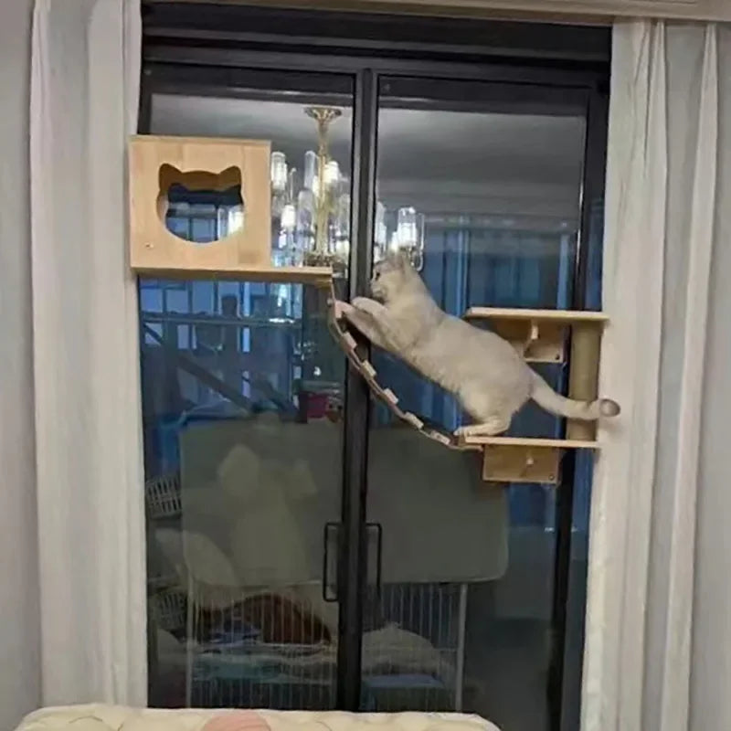 Arbre à chat en bois avec griffoir