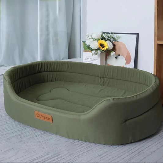 Lit carré douillet pour chien — Tissu corail, lavable