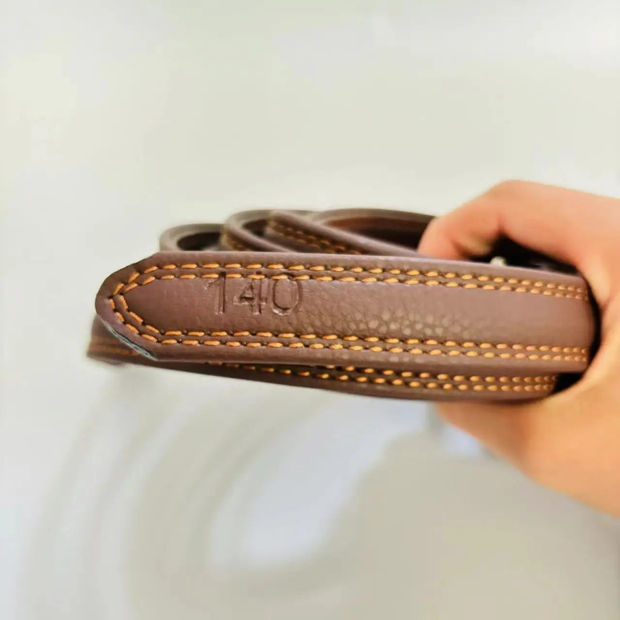 étriviéres en cuir synthétique – Attaches acier inoxydable